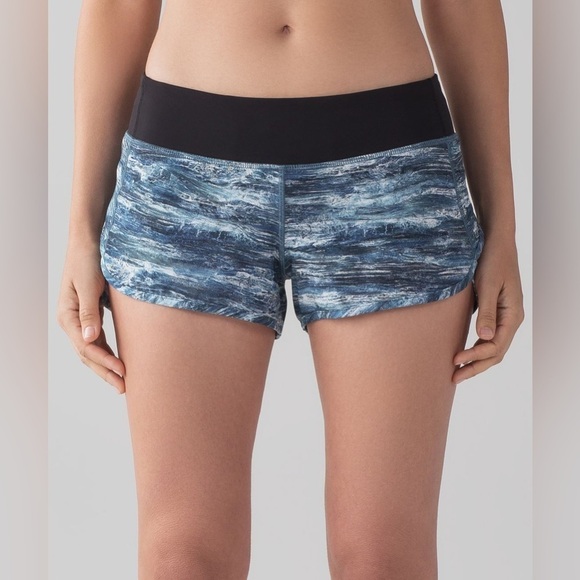 Lululemon Speed Short (4-way Stretch 2.5") Aerial Drift Multi Black Size 10 - Picture 1 of 15